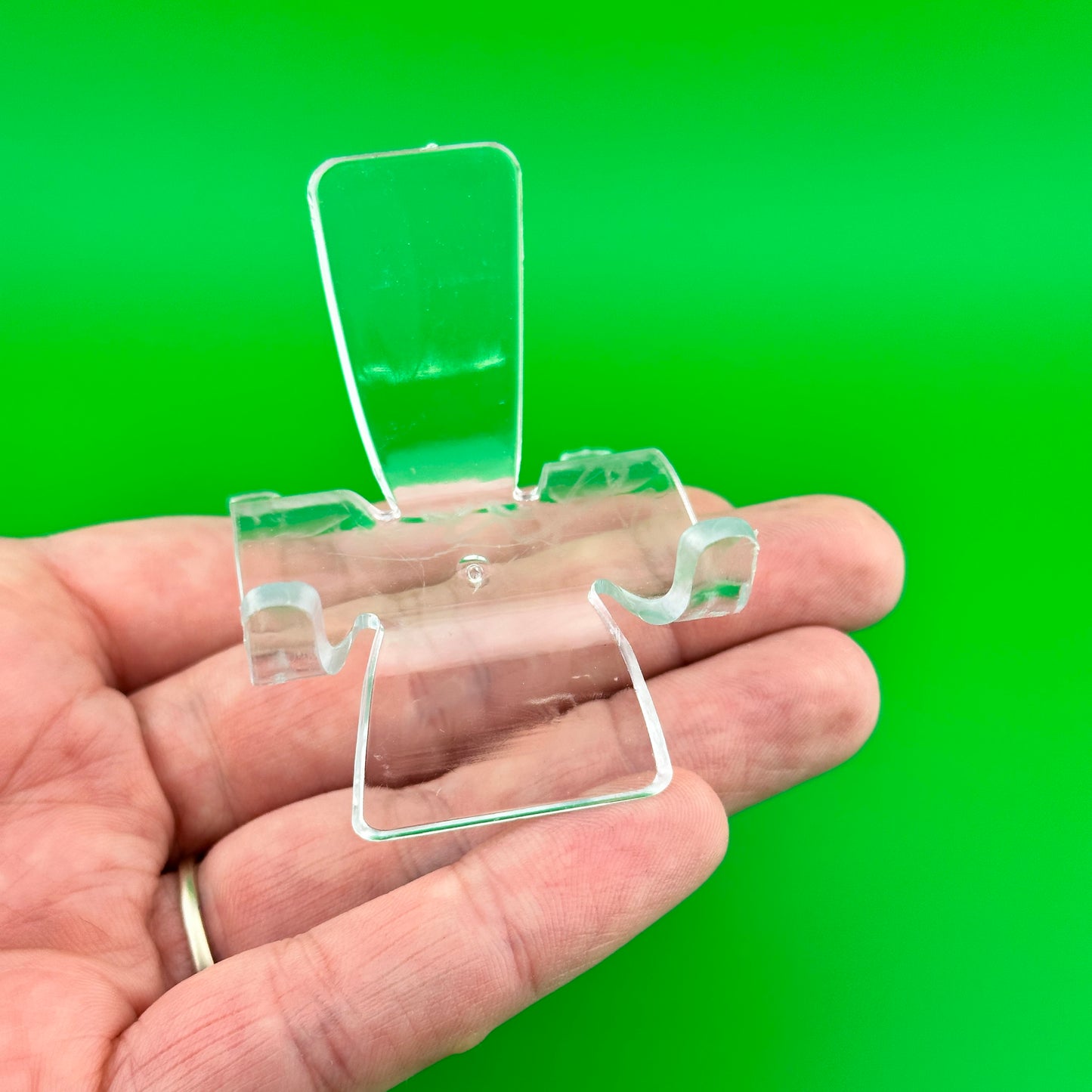 1.75" Acrylic Cradle Stand
