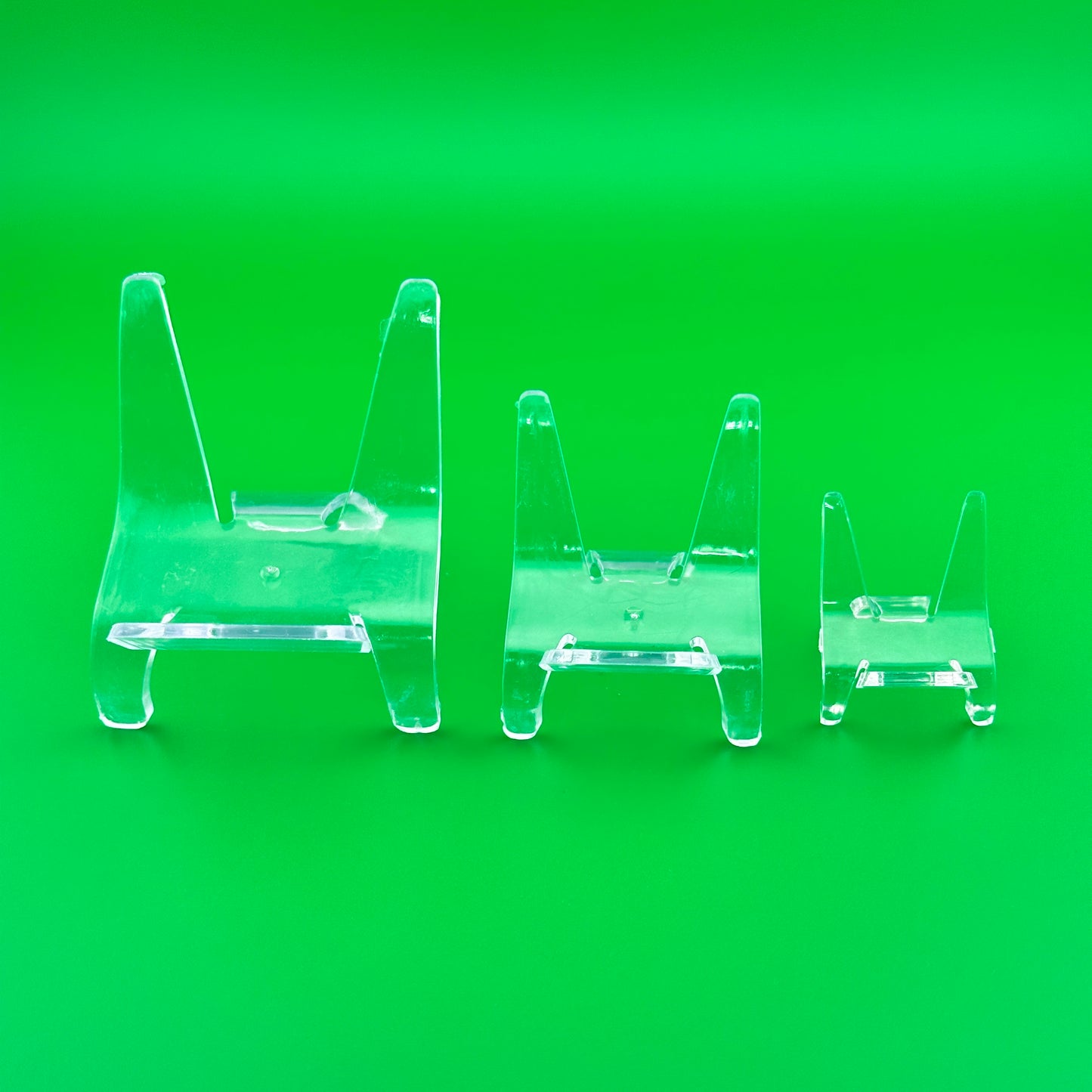 1.25" Acrylic Cradle Stand