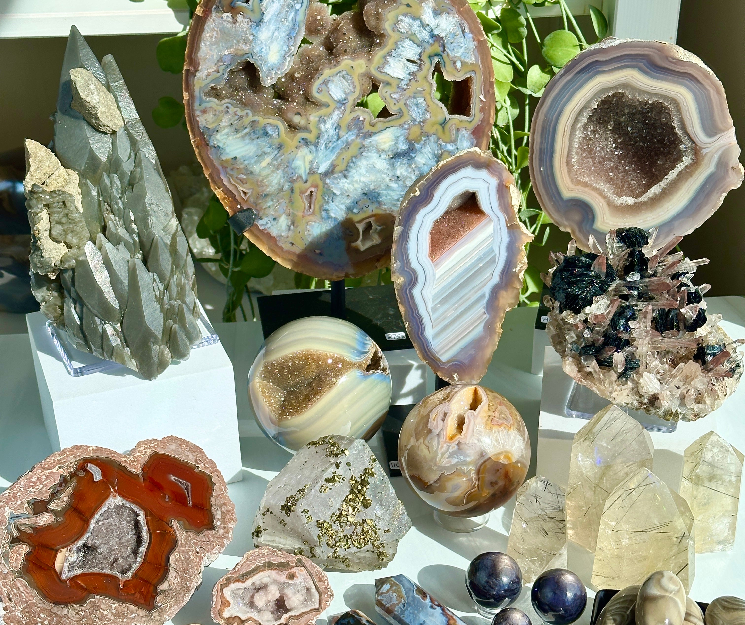 New Moon Minerals - Crystals