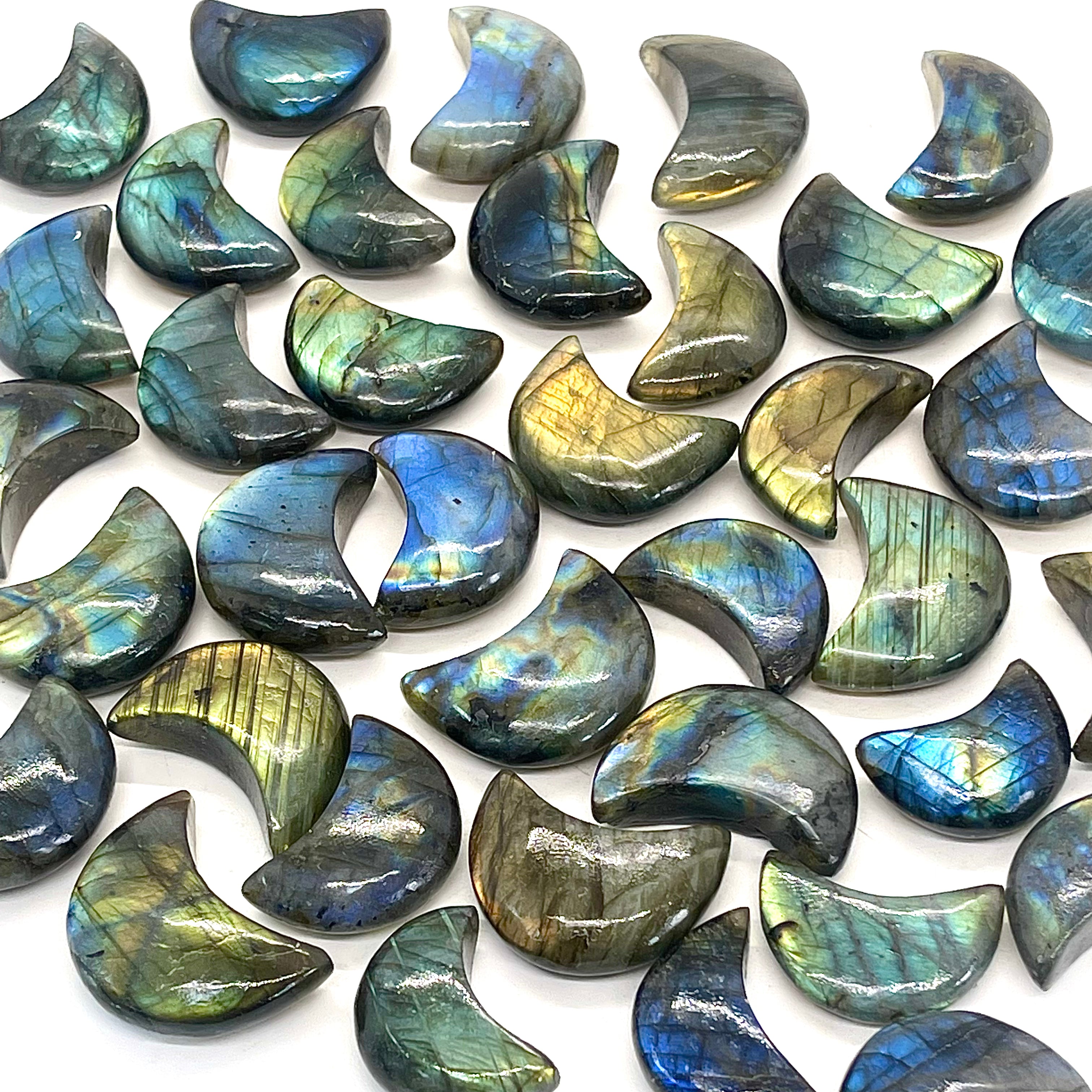 Labradorite Crescent Moon – New Moon Minerals